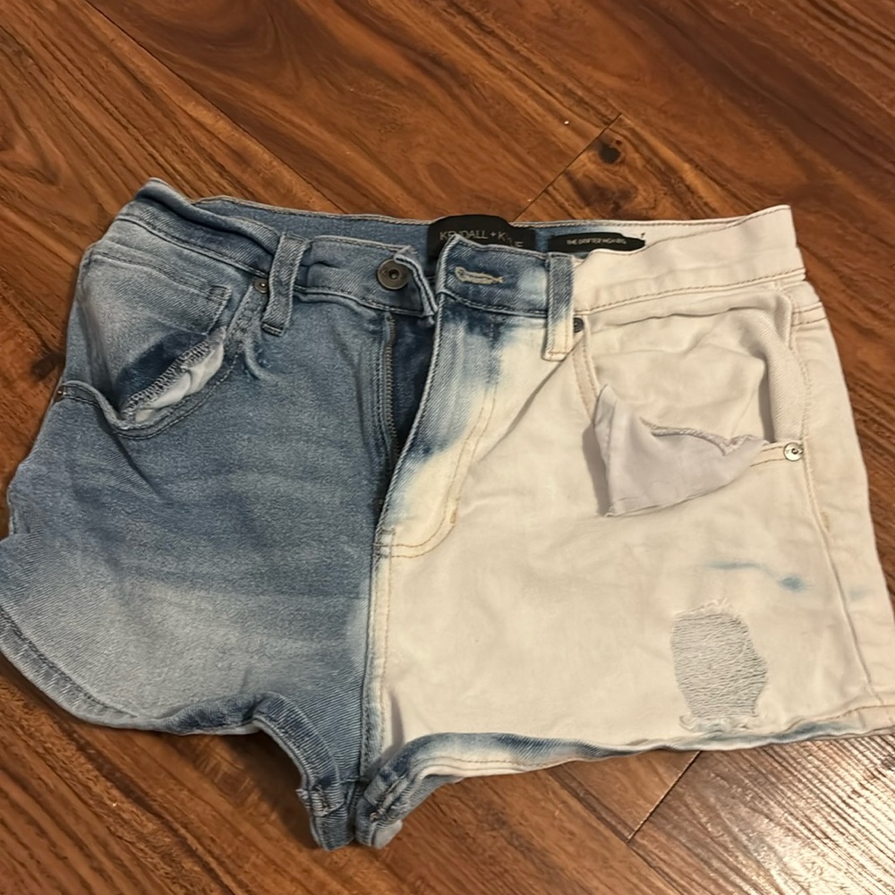 Spit died Jean shorts
